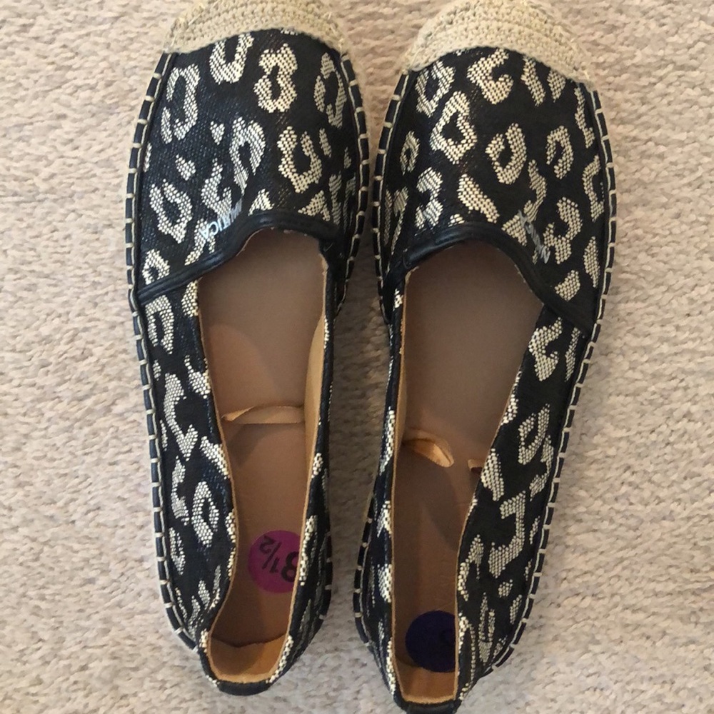 Women’s Nautical flats